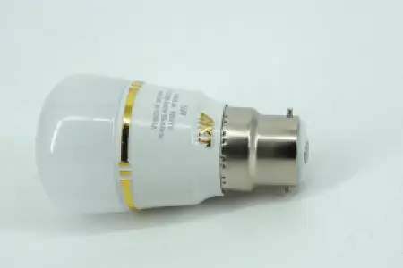 AKT 5W LED灯泡 – 高亮节能家用与办公照明
