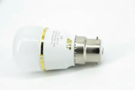 AKT 5W LED灯泡 – 高亮节能家用与办公照明