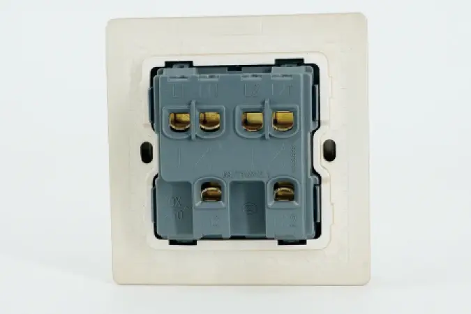 AKT SWITCHES AND SOCKETS 1 GANG, 2 GANG