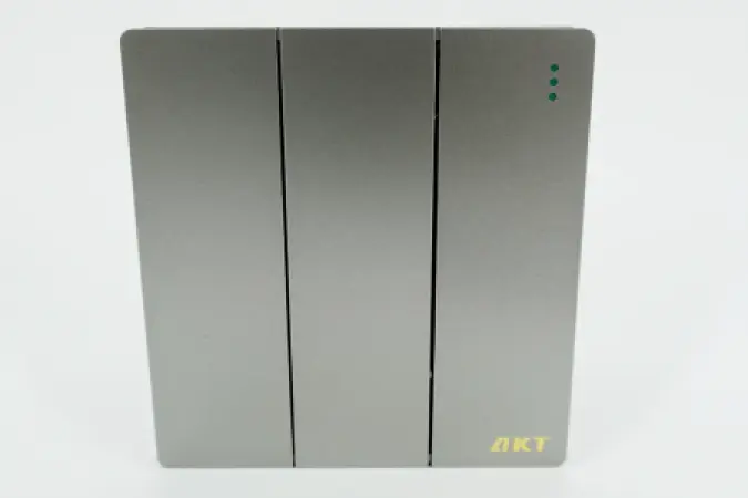 AKT SWITCHES AND SOCKETS  3 GANG, 4 GANG