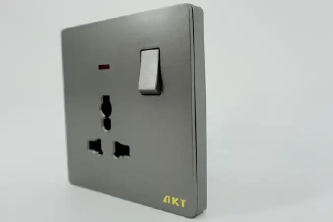 AKT 13A*1 Switched Socket with Indicator