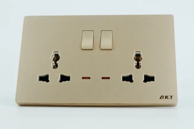 AKT 13A*2 Switched Socket via Indicator