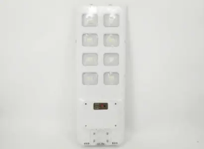 AKT LED Solar Street Light 200W – 2800Lm (Model AKT-LD21007-8T-200W)