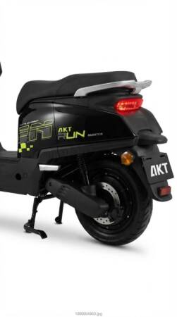 AKT RUN HOCITCS 3000W Electric Scooter – 72V 38Ah Graphene Battery