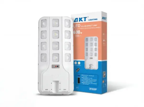AKT LED Solar Street Lamp 600W – 7000LM