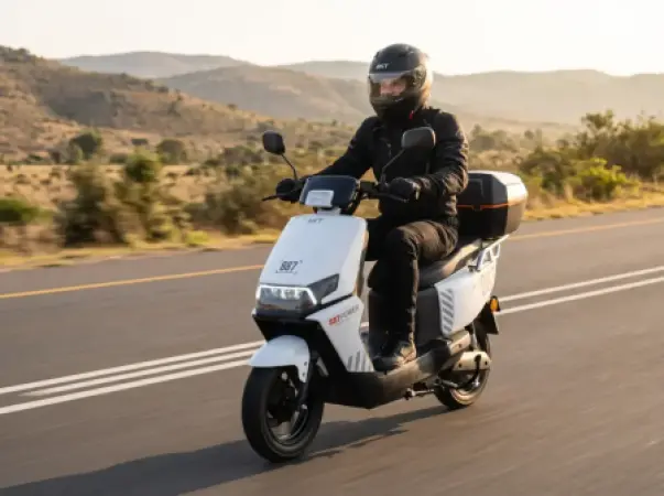 AKT 1500W 电动摩托车 – 72V 26Ah 天能石墨烯电池